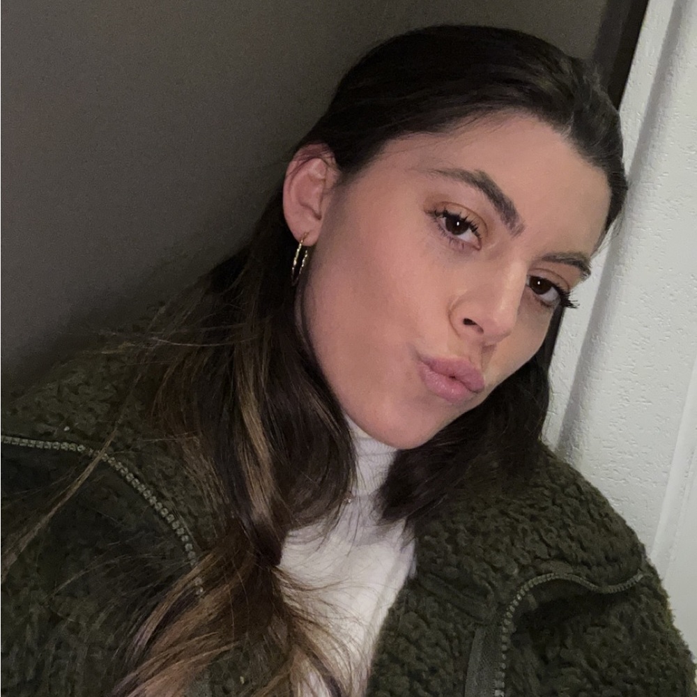 Meet your Posher, Amanda